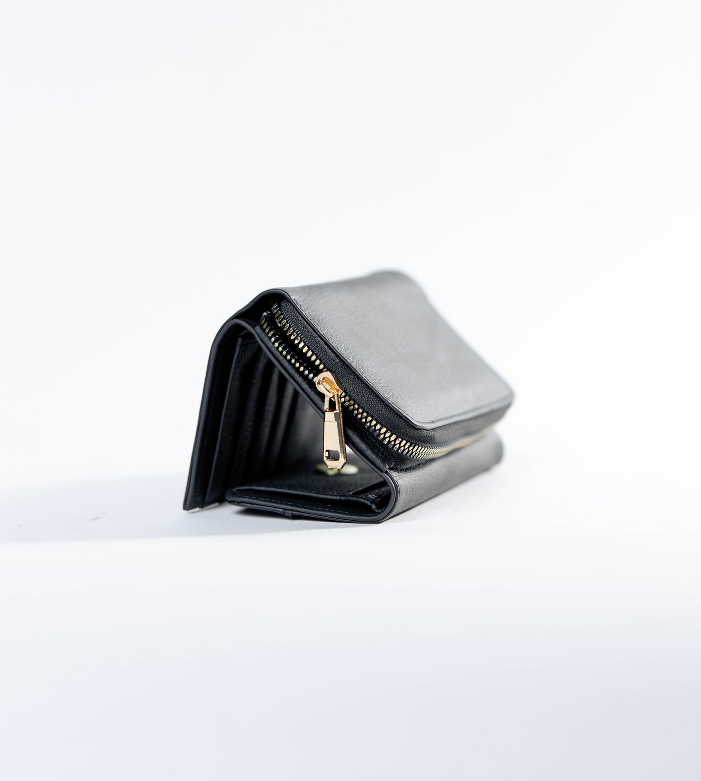 Cartera M Negro Piel