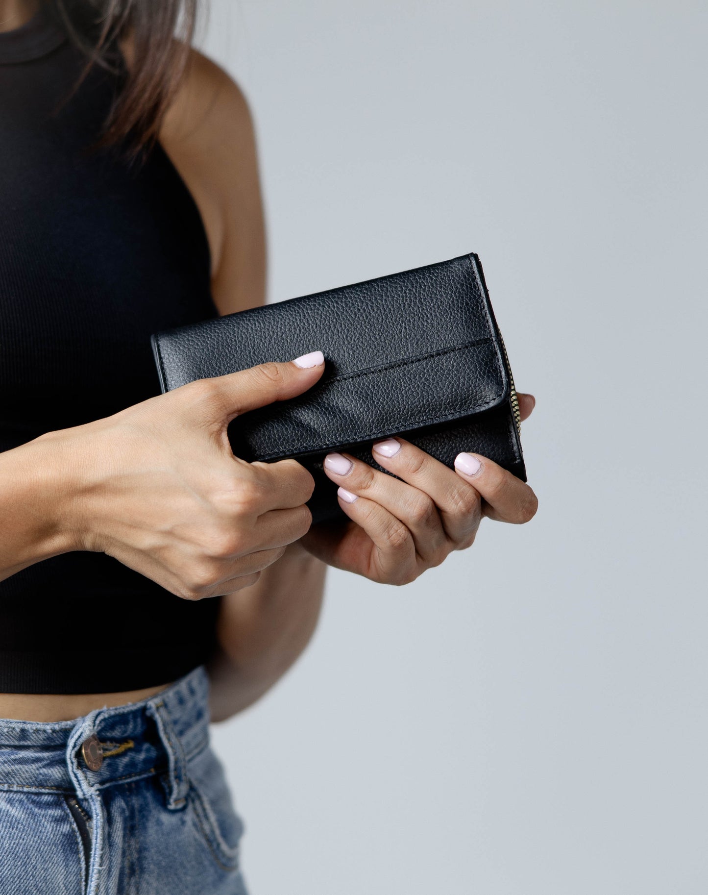 Cartera M Negro Piel